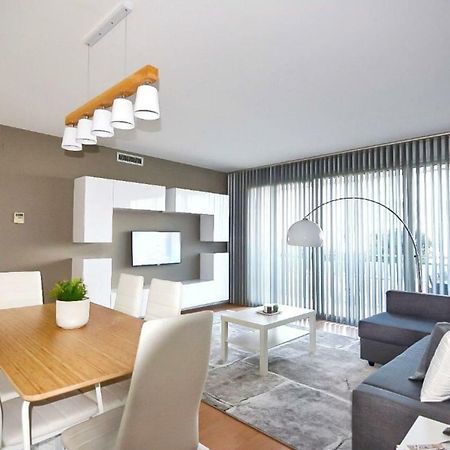 Lodging Apartments Forum 25 - Barcelona Forum Apartment Сан-Адріа-де-Бесос Екстер'єр фото