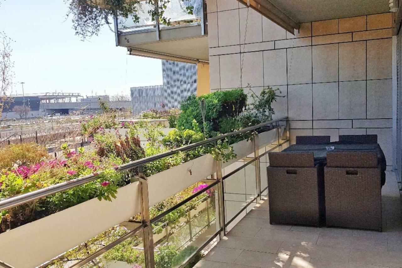 Lodging Apartments Forum 25 - Barcelona Forum Apartment Сан-Адріа-де-Бесос Екстер'єр фото