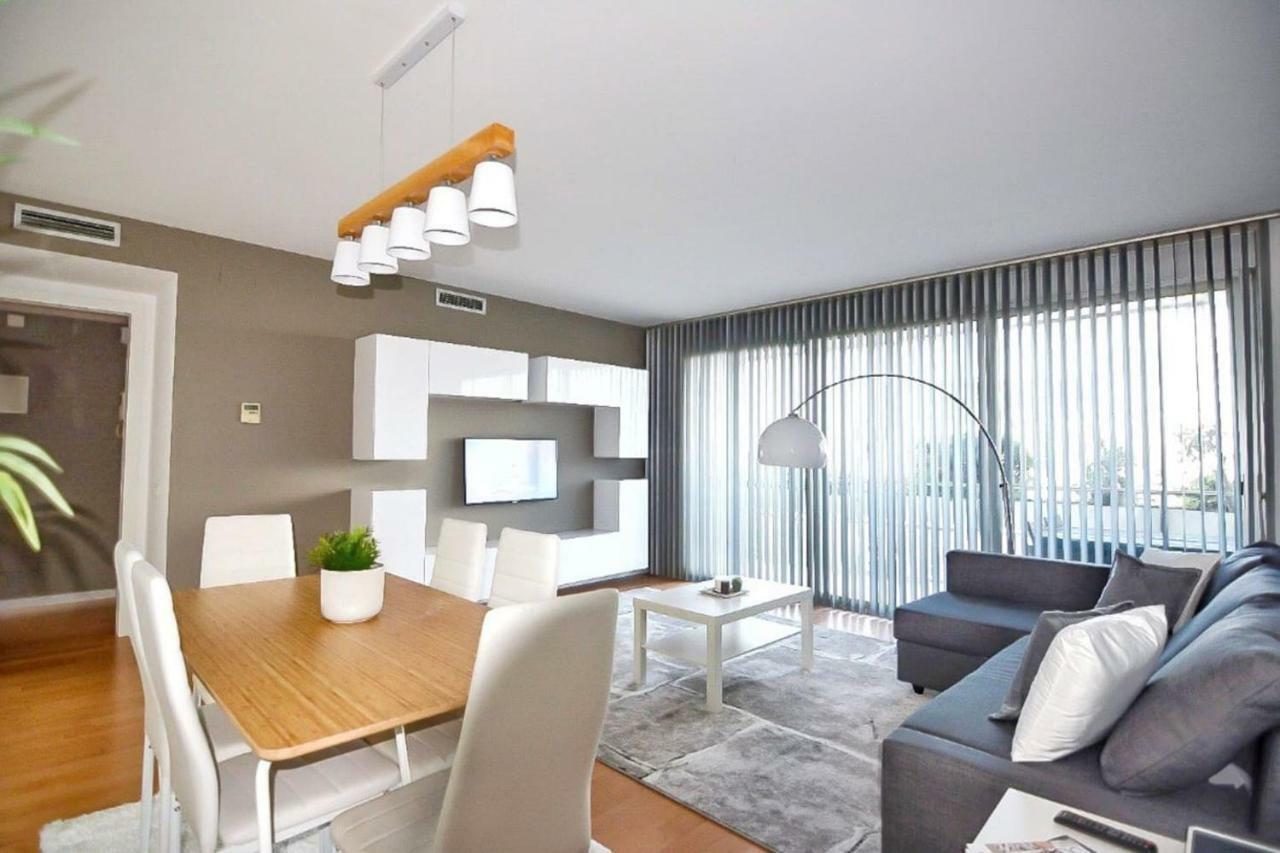 Lodging Apartments Forum 25 - Barcelona Forum Apartment Сан-Адріа-де-Бесос Екстер'єр фото